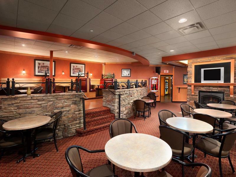 Border Inn & Suites Lloydminster Buitenkant foto